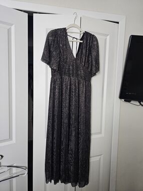 New York & Company Black Metallic Pleated V-Neck Maxi Dress